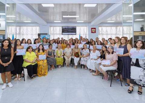 В Баку завершился обучающий курс «Современные технологии преподавания РКИ в начальной школе»