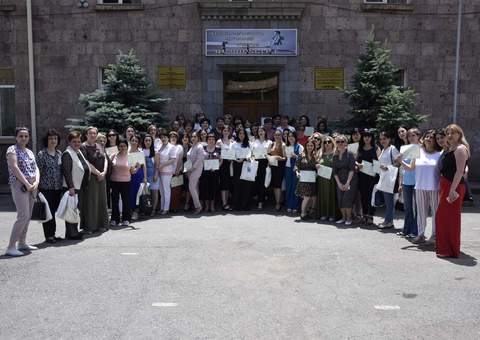 Завершились курсы повышения квалификации для учителей и преподавателей русского языка и предметов на русском языке приграничных районов Республики Армения
